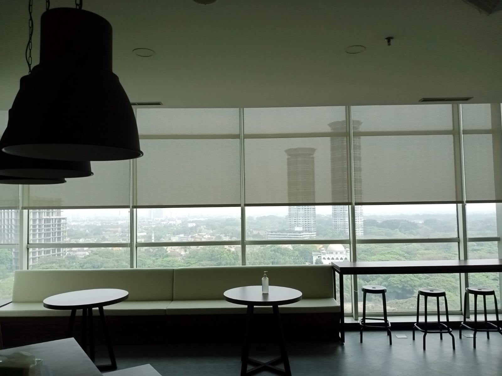 Tirai Otomatis untuk rumah