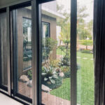 LIPAT DOOR