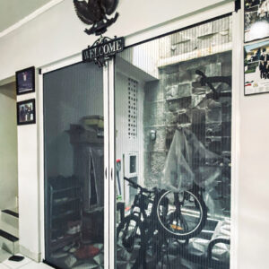 LIPAT DOOR - GRAND WISATA