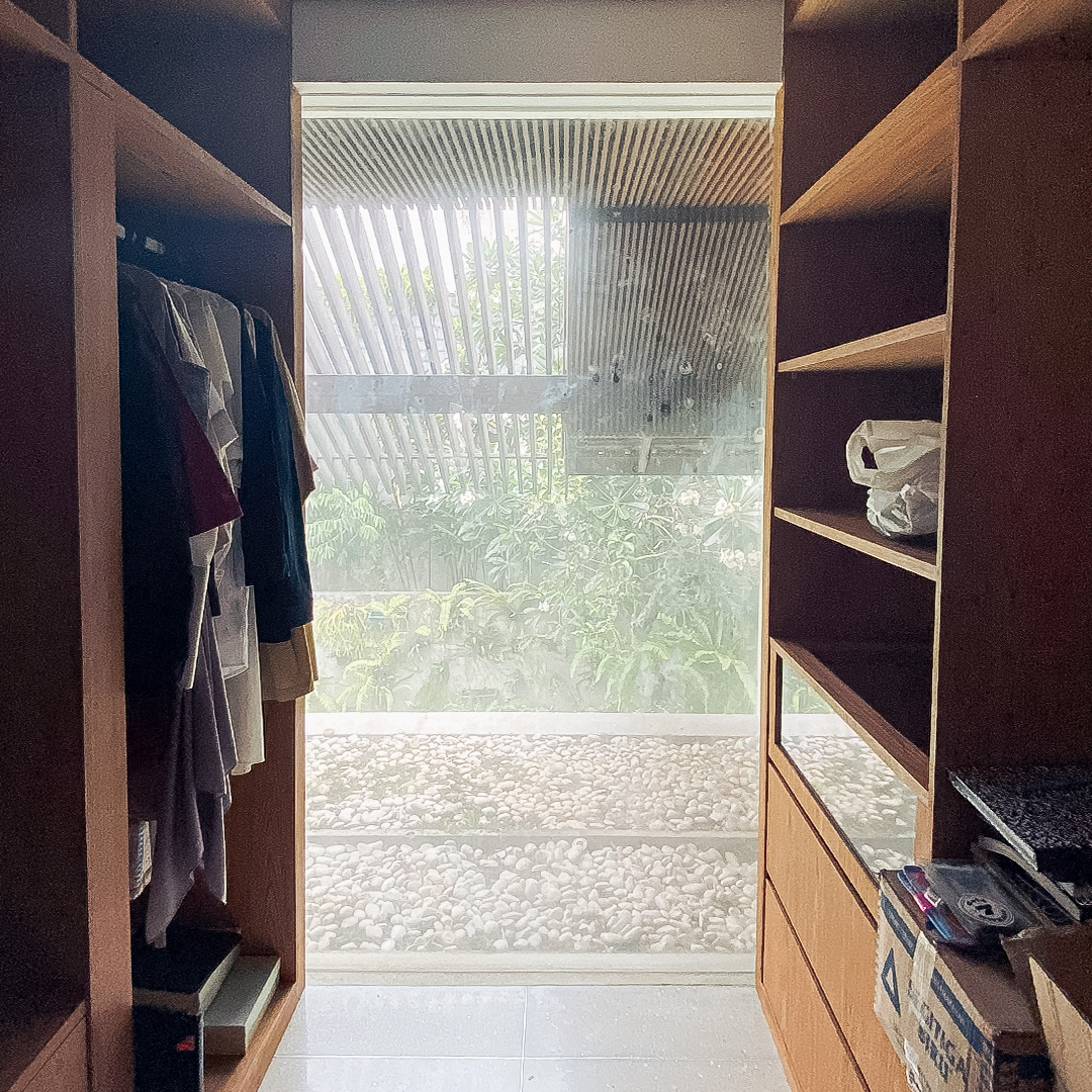 ROLLER BLINDS WIC