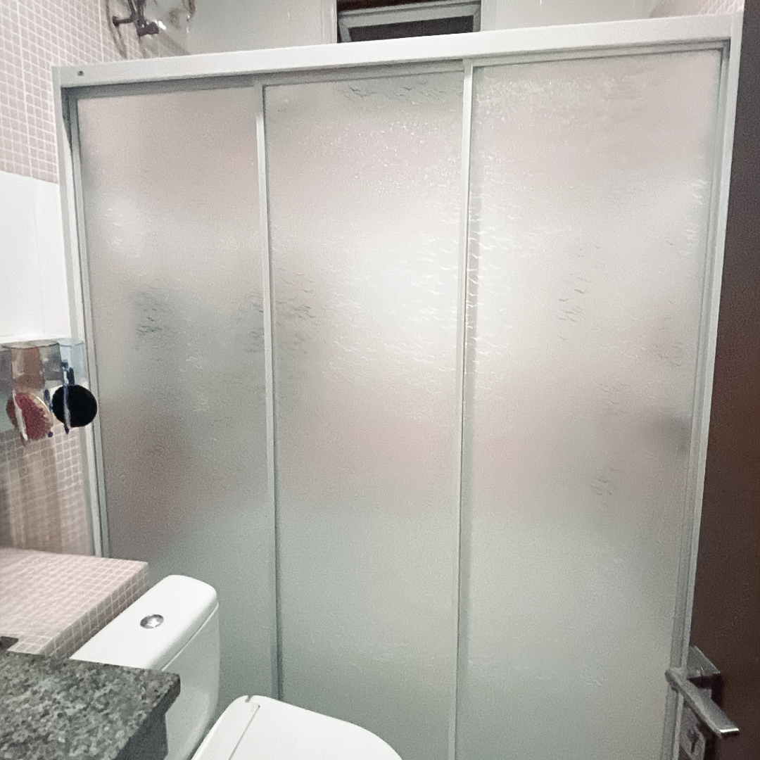 SHOWER SCREEN - SUNTER