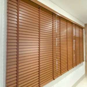 WOODEN BLIND