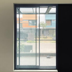 LIPAT DOOR (PINTU UTAMA)