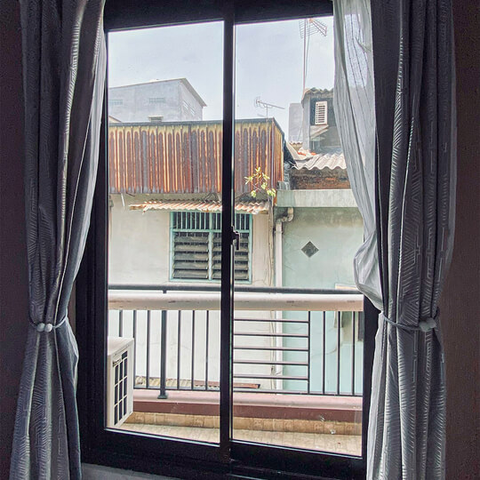 LIPAT-WINDOW-GRAND-KMR-UTAMA