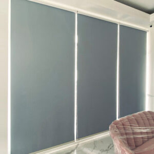 ROLLER BLIND (JENDELA KANAN)