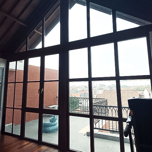 ROLLER-BLINDS-(Hadap-Jalan