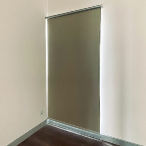 ROLLER-BLINDS-(K-ANAK)