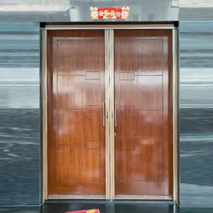 LIPAT-DOOR-CENGKARENG