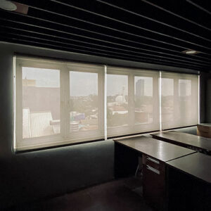 ROLLER-BLINDS-(LT-5)
