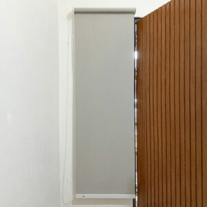ROLLER-BLINDS-(LT-01-LIVING)