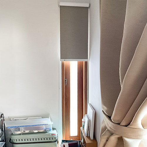 ONNA ROLLER BLINDS MEGA KEBON JERUK
