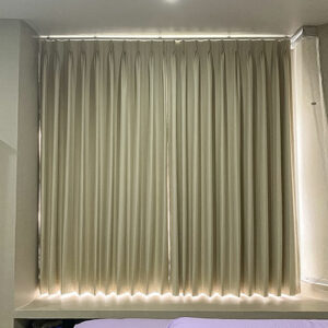 CURTAIN-MERUYA, tirai