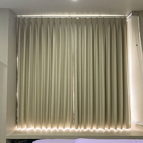 CURTAIN-MERUYA, tirai