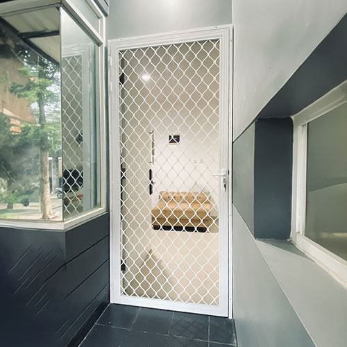 PINTU-EXONA-DEPOK