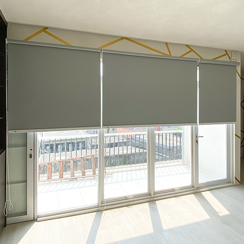 ROLLER-BLINDS-MOTORIZED-BEKASI