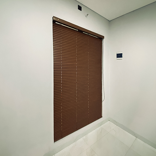 WOODEN-BLINDS-KELAPA-GADING-JAKARTA-UTARA