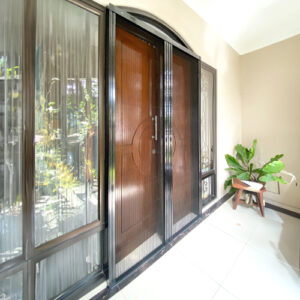 LIPAT-DOOR-CIKUNIR-BEKASI