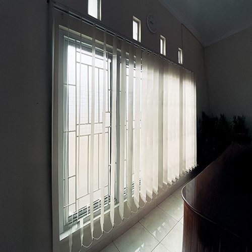 VERTICAL-BLINDS-ONNA-JAKARTA-TIMUR