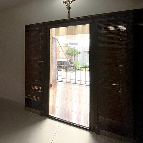 LIPAT-DOOR-KELAPA-GADING