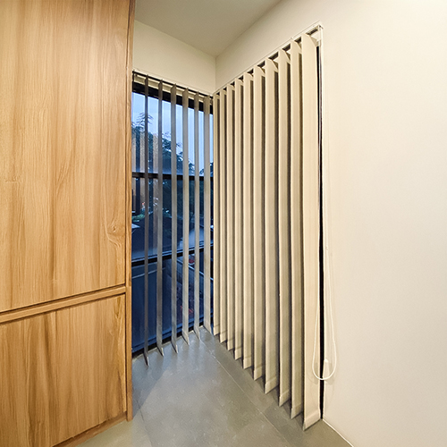 VERTICAL-BLINDS-SUDIRMAN
