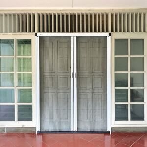 LIPAT-DOOR-PURI