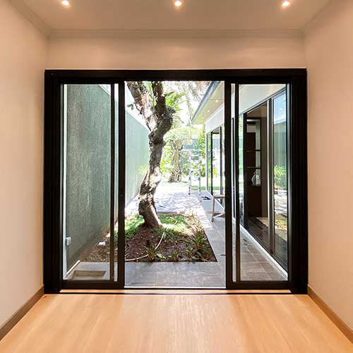 LIPAT-DOOR-BSD