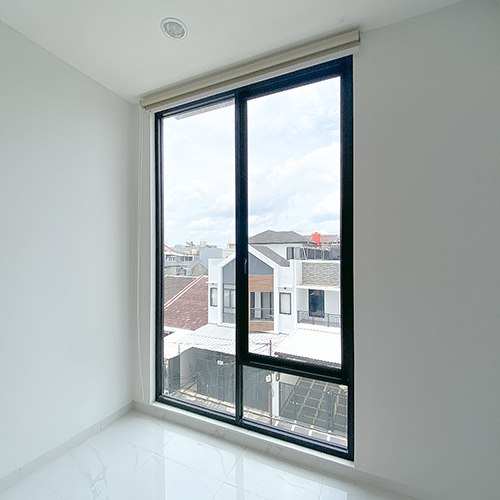 ROLLER-BLINDS-TAMAN-RATU