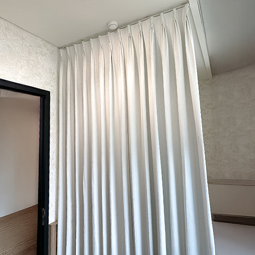 CURTAIN-SETIABUDI