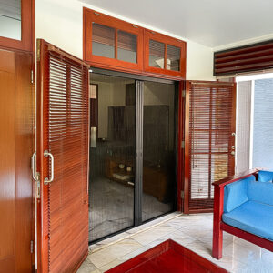 LIPAT-DOOR-CIPETE
