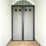LIPAT-DOOR-PIK