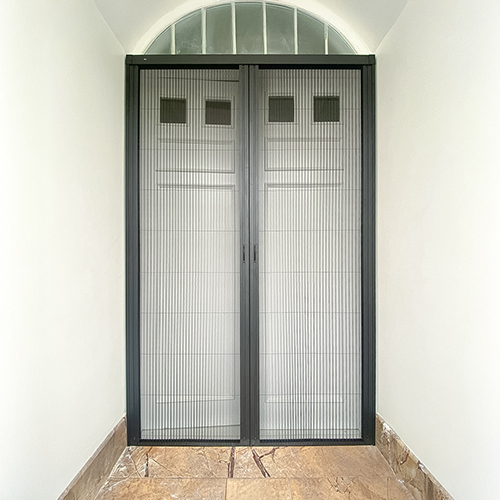 LIPAT-DOOR-PIK