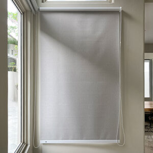 ROLLER-BLINDS-BLACKOUT-KARAWACI