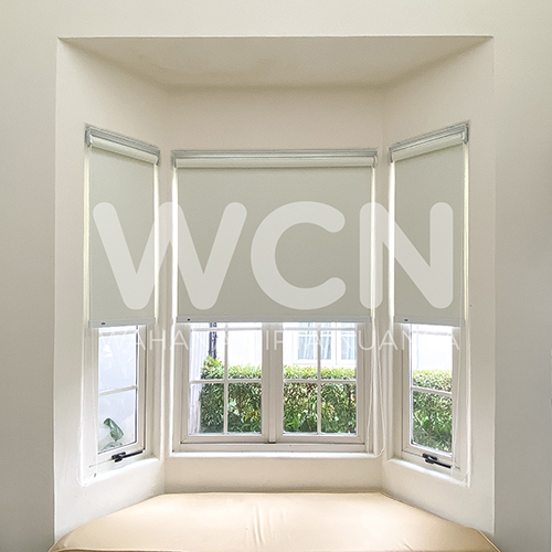 ROLLER-BLINDS-BLACKOUT-KARAWACI