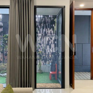 LIPAT-DOOR-KRAMAT-JATI