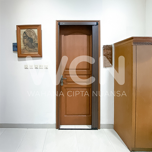 LIPAT-DOOR-SUNTER
