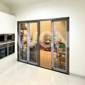 LIPAT-DOOR-JELAMBAR