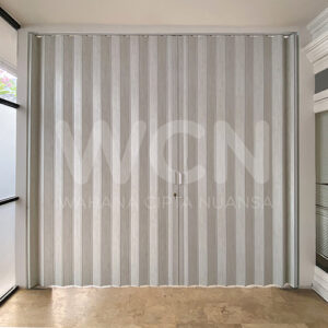 182 FOLDING DOOR PASAR MINGGU 060826-TERTUTUP