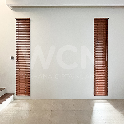 Wooden Blinds Onna Green Lake