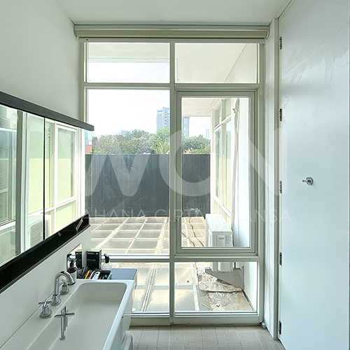 Onna-Roller-Blind